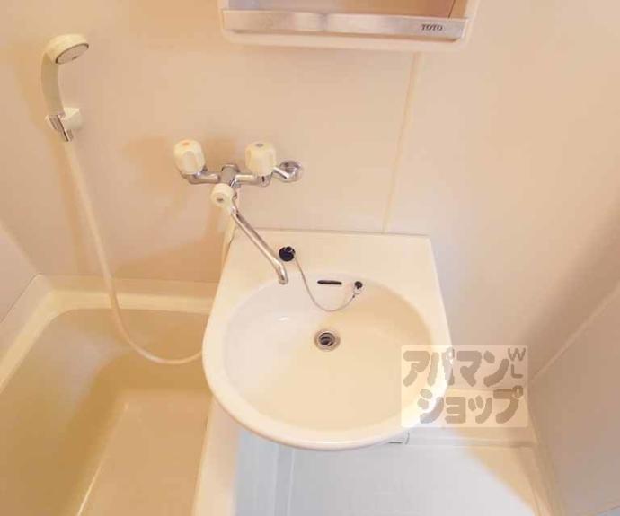 【サンヴェール深草】間取