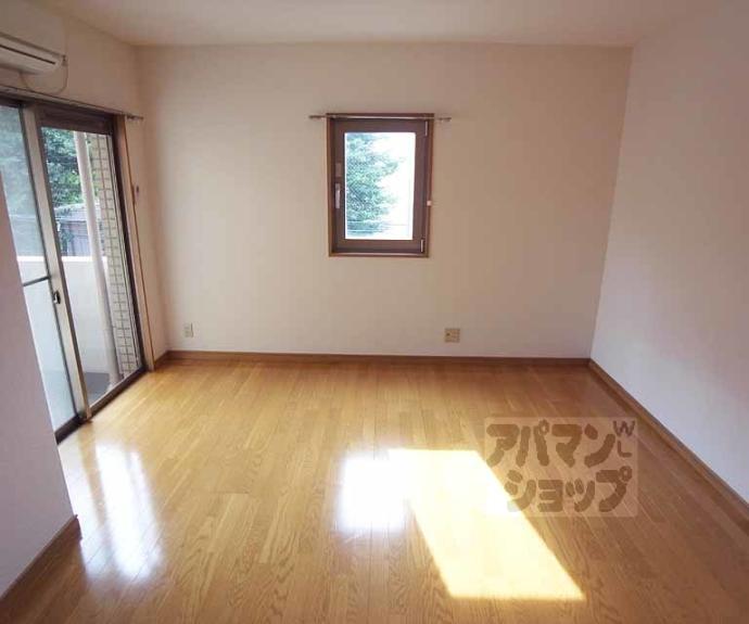 【サンヴェール深草】間取