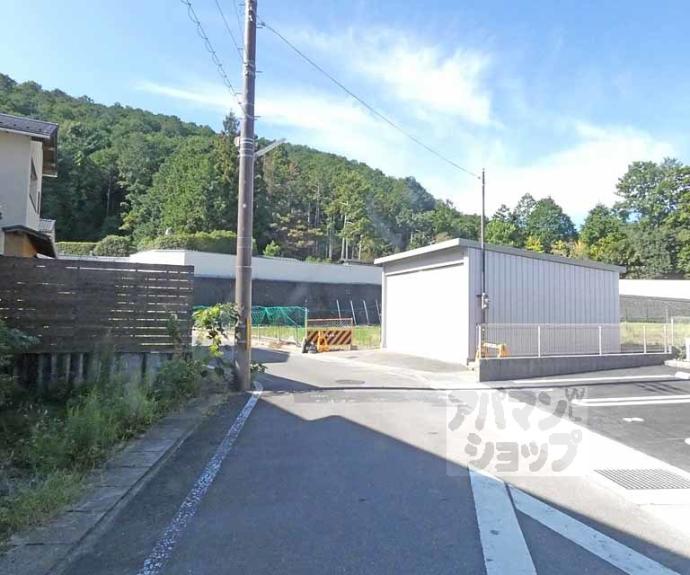 【Ｃａｍｅｒａ幡枝】間取