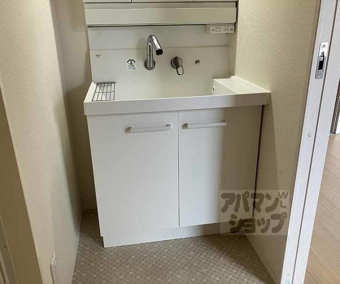 【フローラル柏原】間取