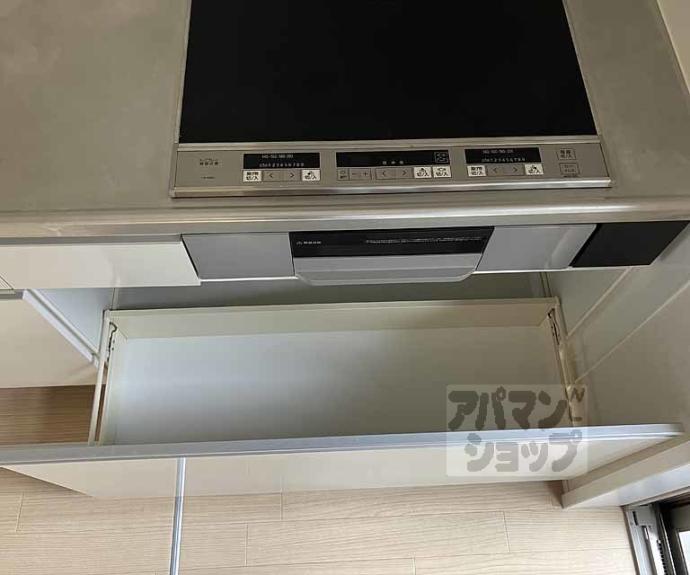 【フローラル柏原】間取