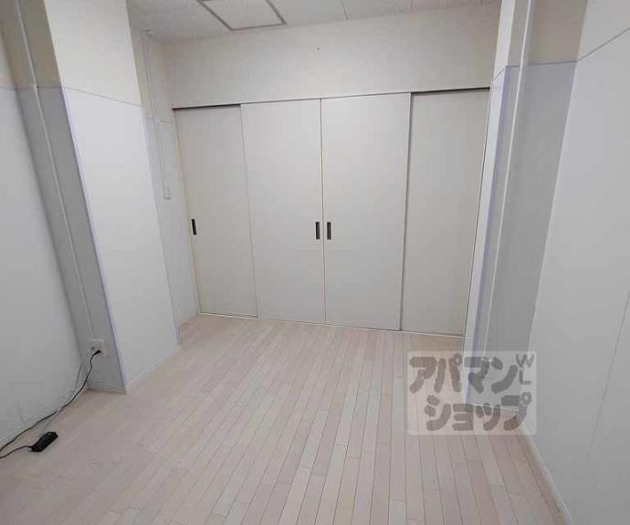 【ＦＵＪＩ東山三条】間取