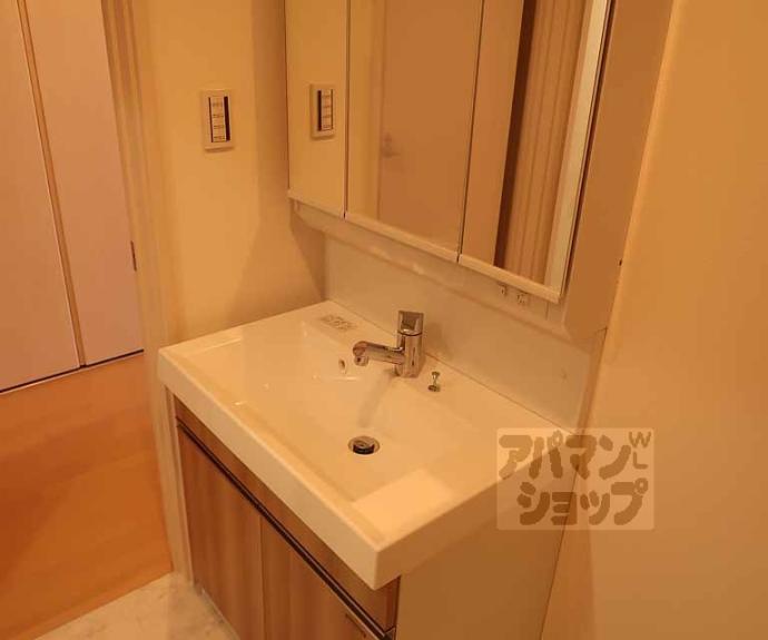 【エルマージュ安朱】間取