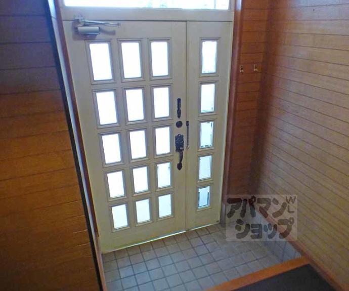 【高野泉町17-31貸家】間取