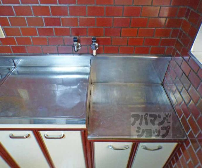 【高野泉町17-31貸家】間取