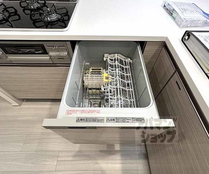 【プレサンスロジェ京都御所西】間取