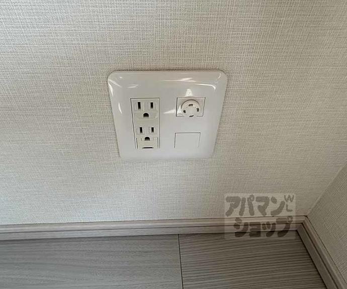 【プレサンスロジェ京都御所西】間取