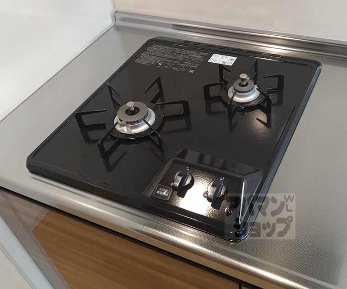 【サンクチュアリ山科三条】間取