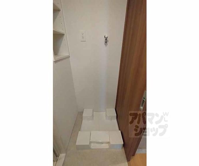 【サンクチュアリ山科三条】間取