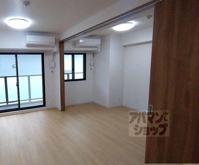 【サンクチュアリ山科三条】間取