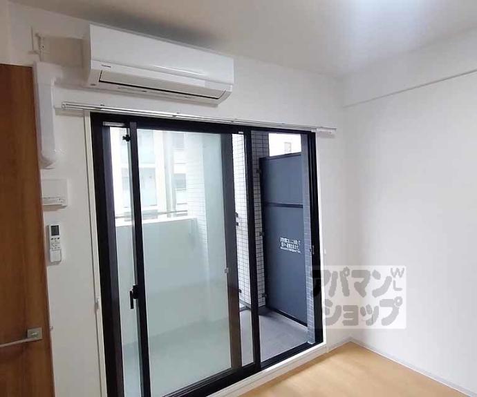 【サンクチュアリ山科三条】間取