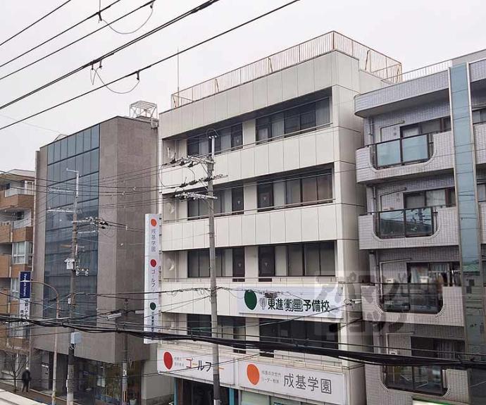 【サンクチュアリ山科三条】間取