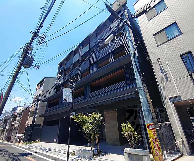 シーンズ京都四条烏丸　彩の邸