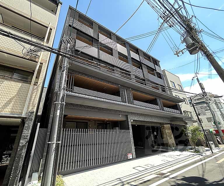 シーンズ京都四条烏丸　彩の邸