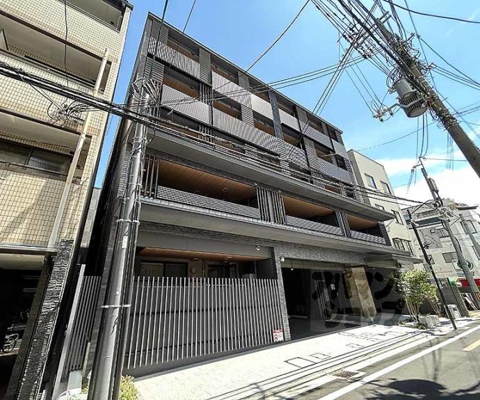 【シーンズ京都四条烏丸 彩の邸】