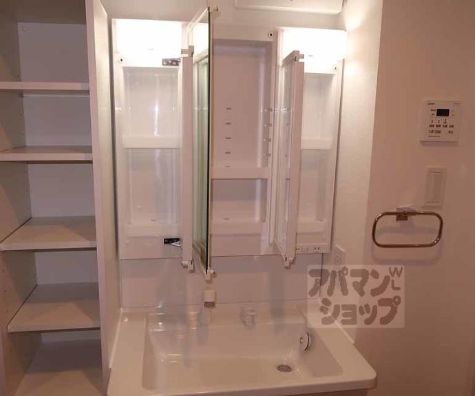 【メゾン１番館】間取