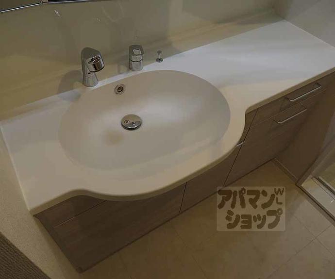 【ベルハイム西ノ京】間取