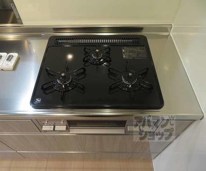 【ベルハイム西ノ京】間取