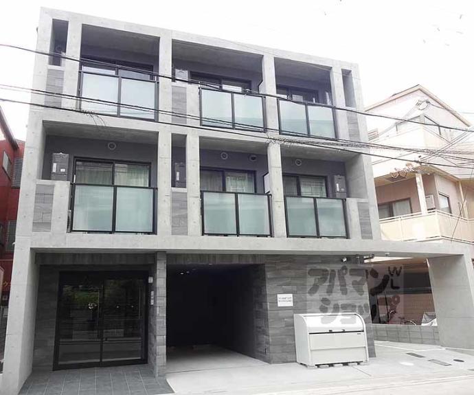 【ＴＨＥ　ＧＡＲＮＥＴ　ＳＵＩＴＥ　ＲＥＳＩＤＥＮＣＥ　山科ＷＥＳＴ】間取