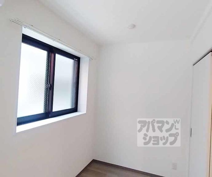 【ＴＨＥ　ＧＡＲＮＥＴ　ＳＵＩＴＥ　ＲＥＳＩＤＥＮＣＥ　山科ＷＥＳＴ】間取