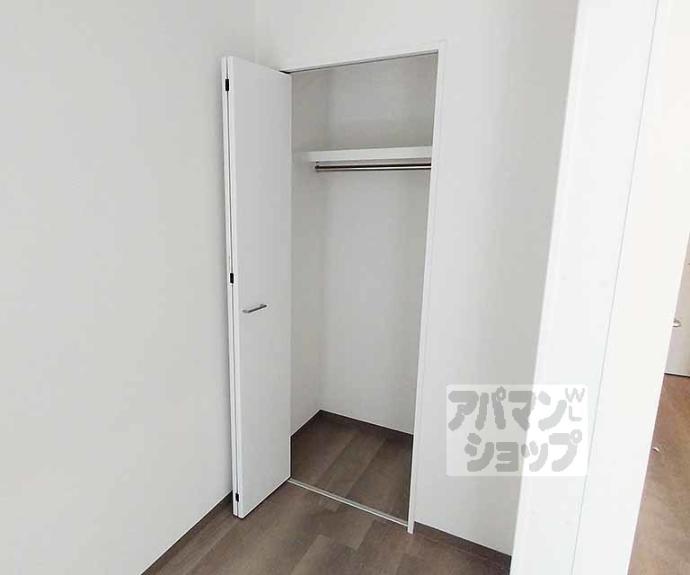 【ＴＨＥ　ＧＡＲＮＥＴ　ＳＵＩＴＥ　ＲＥＳＩＤＥＮＣＥ　山科ＷＥＳＴ】間取
