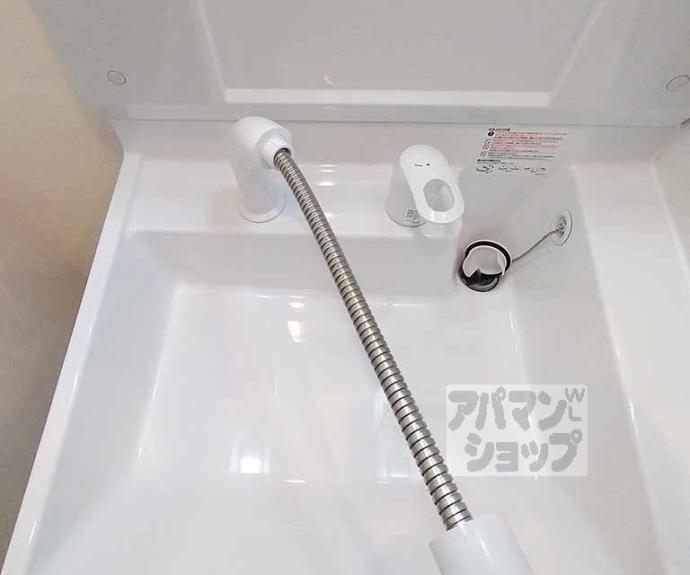 【ＴＨＥ　ＧＡＲＮＥＴ　ＳＵＩＴＥ　ＲＥＳＩＤＥＮＣＥ　山科ＷＥＳＴ】間取