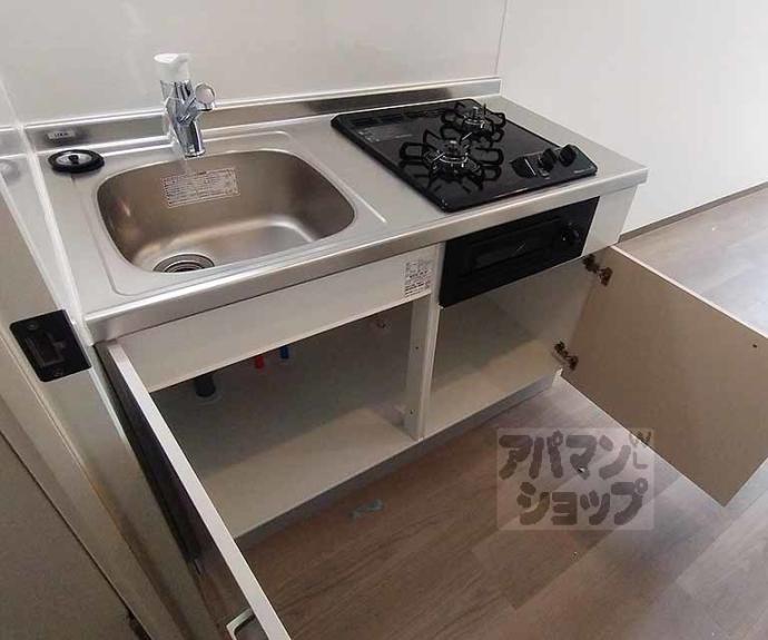 【ＴＨＥ　ＧＡＲＮＥＴ　ＳＵＩＴＥ　ＲＥＳＩＤＥＮＣＥ　山科ＷＥＳＴ】間取