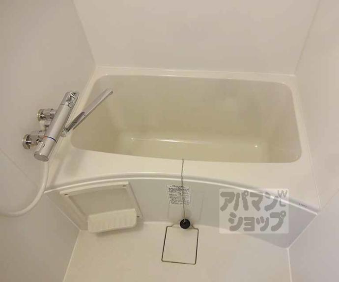 【ＴＨＥ　ＧＡＲＮＥＴ　ＳＵＩＴＥ　ＲＥＳＩＤＥＮＣＥ　山科ＷＥＳＴ】間取