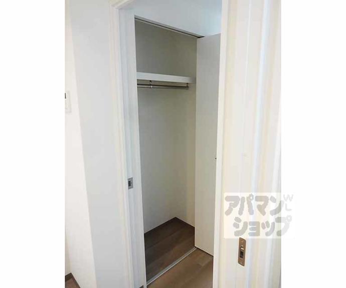 【ＴＨＥ　ＧＡＲＮＥＴ　ＳＵＩＴＥ　ＲＥＳＩＤＥＮＣＥ　山科ＷＥＳＴ】間取
