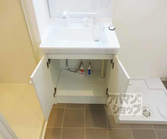 【ＴＨＥ　ＧＡＲＮＥＴ　ＳＵＩＴＥ　ＲＥＳＩＤＥＮＣＥ　山科ＷＥＳＴ】間取