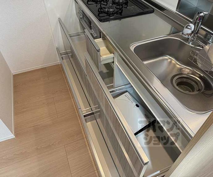 【ベルハイム西ノ京】間取