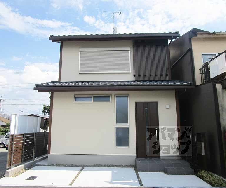 紫野今宮町１０４貸家