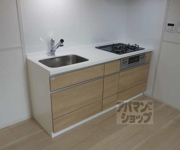 【ココ クレメント 1】間取