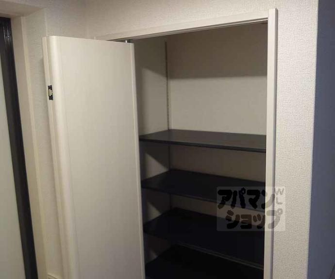 【ココ クレメント 1】間取