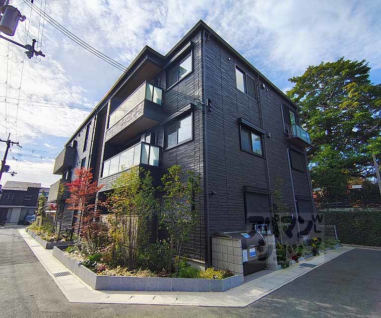 シャーメゾン　アラキ