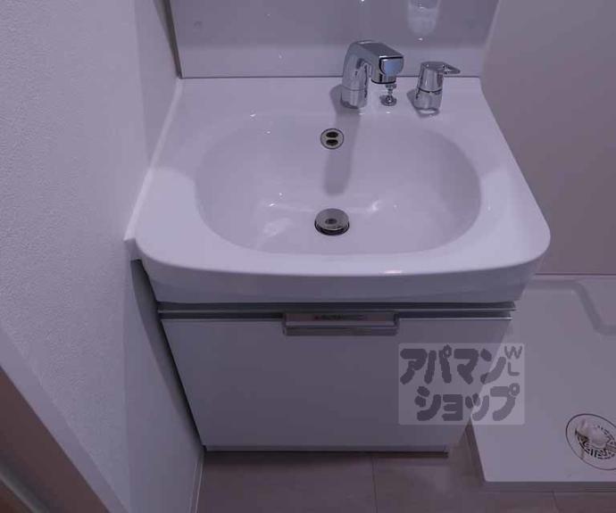 【ソルテラスＴＨＥ　ＫＹＯＴＯ東寺】間取