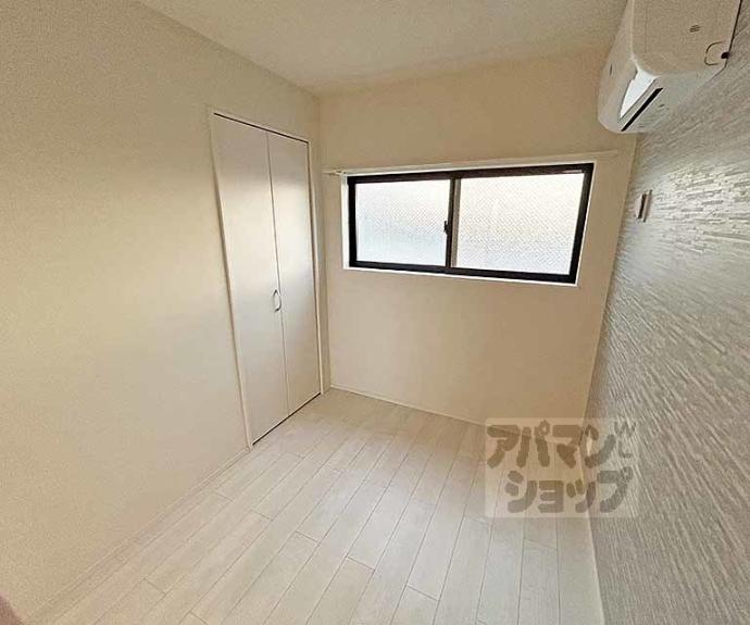 【ハーモニーテラス深草池ノ内町】間取