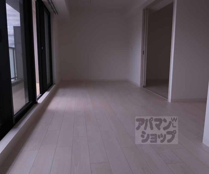 【ブランシエスタ山科大塚】間取