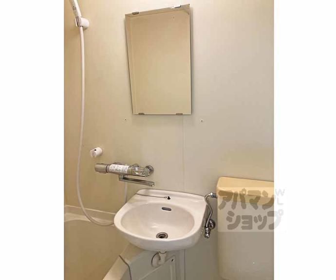 【第２０長栄イスズベル京都伏見】間取