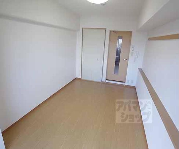 【アンピール伏見桃山】間取