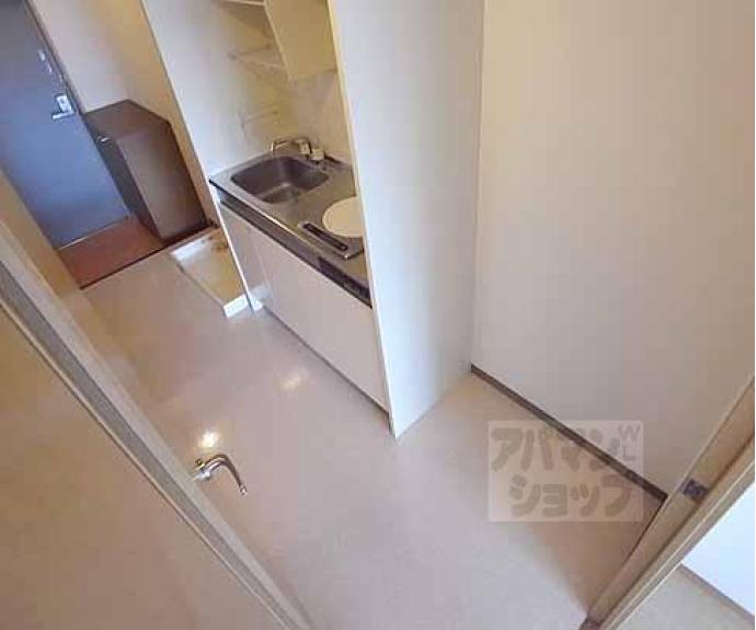 【アンピール伏見桃山】間取