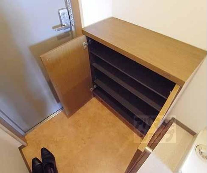 【アンピール伏見桃山】間取