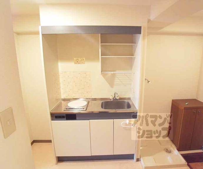 【アンピール伏見桃山】間取