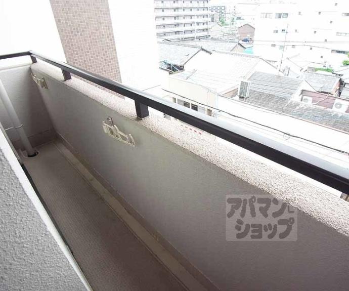 【アンピール伏見桃山】間取