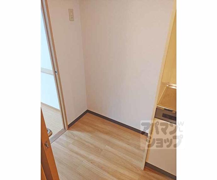 【アンピール伏見桃山】間取