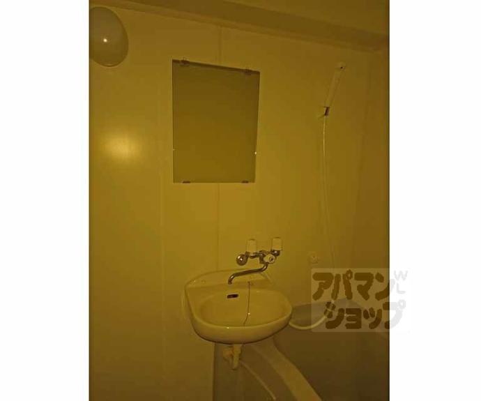 【アンピール伏見桃山】間取