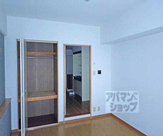 【アンピール伏見桃山】間取