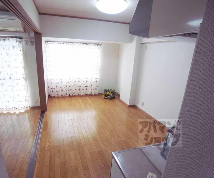 【コーポラス伏見】間取