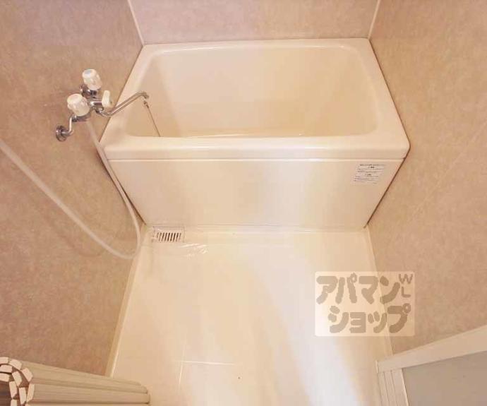 【コーポラス伏見】間取