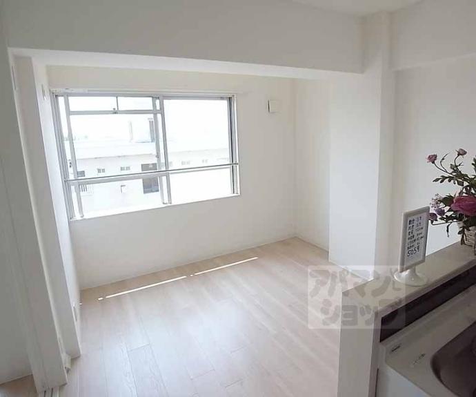 【コーポラス伏見】間取